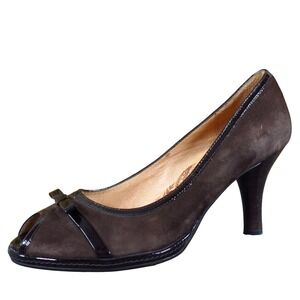 Sofft Women Heel Size 7.5 Dress Peep Toe Pump Brown Suede Patent Accent Bow